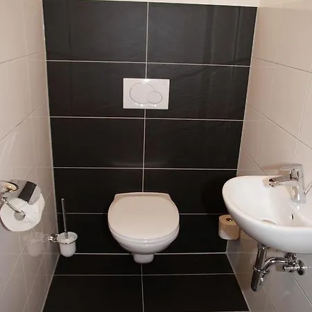 斯拉德明城市之屋公寓 公寓 斯拉德明