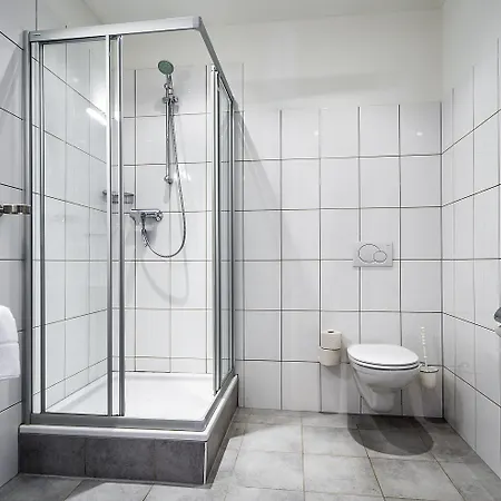 斯拉德明城市之屋公寓 斯拉德明