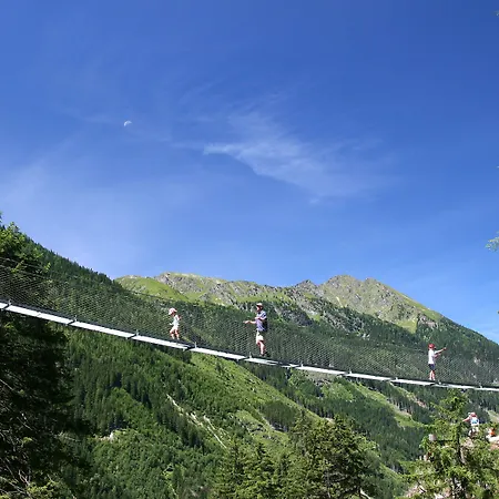 斯拉德明城市之屋公寓 公寓