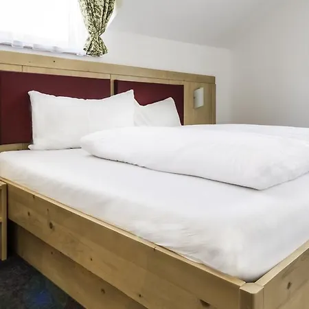 斯拉德明城市之屋公寓